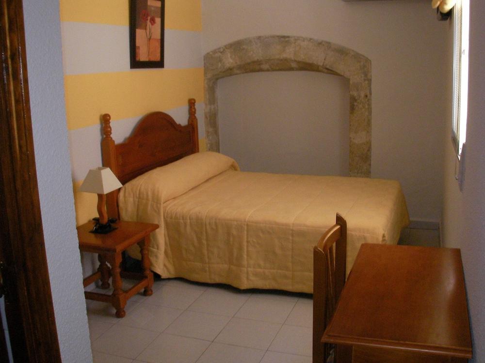 Hostal Trujillo Exterior photo