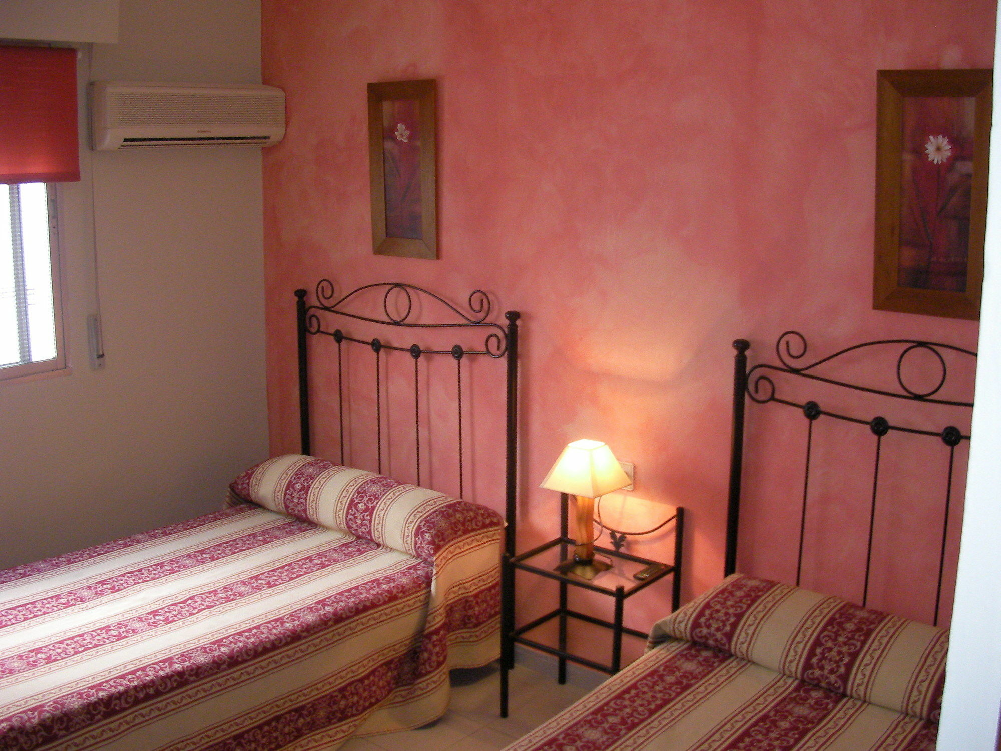 Hostal Trujillo Exterior photo